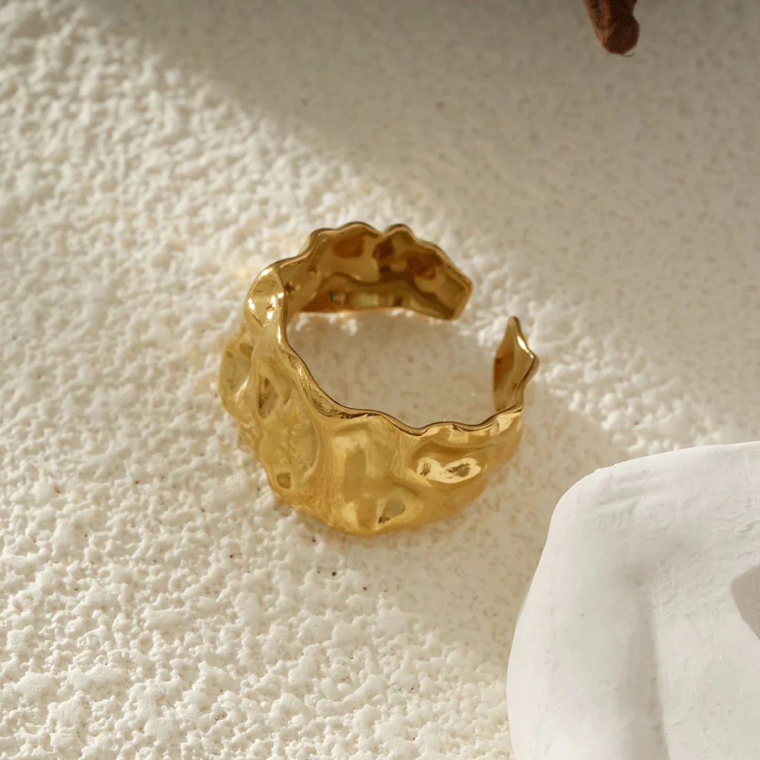 Bague Dorée Ajustable Irrégulière